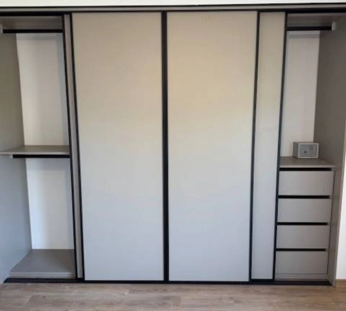 Fabrication dressings amenagements placards sur mesure Moungins